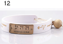 Carica l'immagine nel visualizzatore di Gallery, 12) HAHA‘IYAH - 16 a 21 Maggio, bracciale caucciù piastrina bronzo