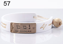 Carica l'immagine nel visualizzatore di Gallery, 57) NEMAMIAH - 1° a 5 Gennaio, bracciale caucciù piastrina bronzo