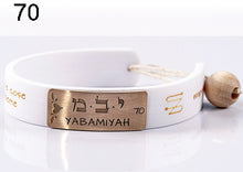 Carica l'immagine nel visualizzatore di Gallery, 70) YABAMIYAH - 6 a 11 Marzo, bracciale caucciù piastrina bronzo