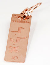 Carica l'immagine nel visualizzatore di Gallery, 10) ’ALADIYAHL - 6 al 11 Maggio - Orecchino in bronzo satinato, orecchino bronzo satinato