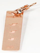 Carica l'immagine nel visualizzatore di Gallery, 22) YEYAY'EL - 8 a 12 Luglio - Orecchino in bronzo satinato, orecchino bronzo satinato