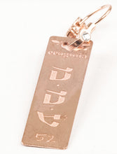 Carica l'immagine nel visualizzatore di Gallery, 52) ‘IMAMIYAH - 8 a 12 Dicembre - Orecchino in bronzo satinato, orecchino bronzo satinato