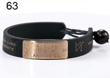 Carica l'immagine nel visualizzatore di Gallery, 63) ANAWE’EL - 30 e 31 Gennaio, bracciale caucciù piastrina bronzo